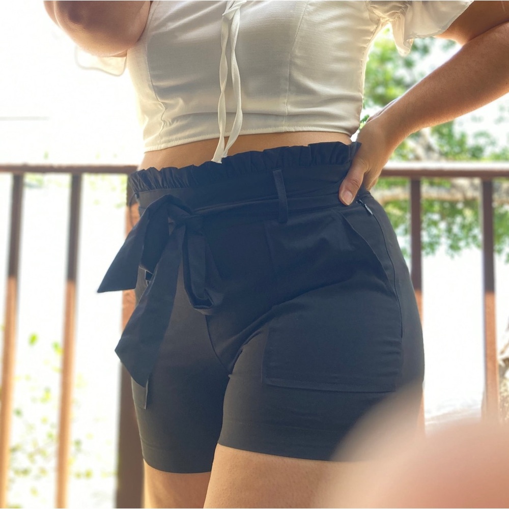 Black high waisted ruffle shorts